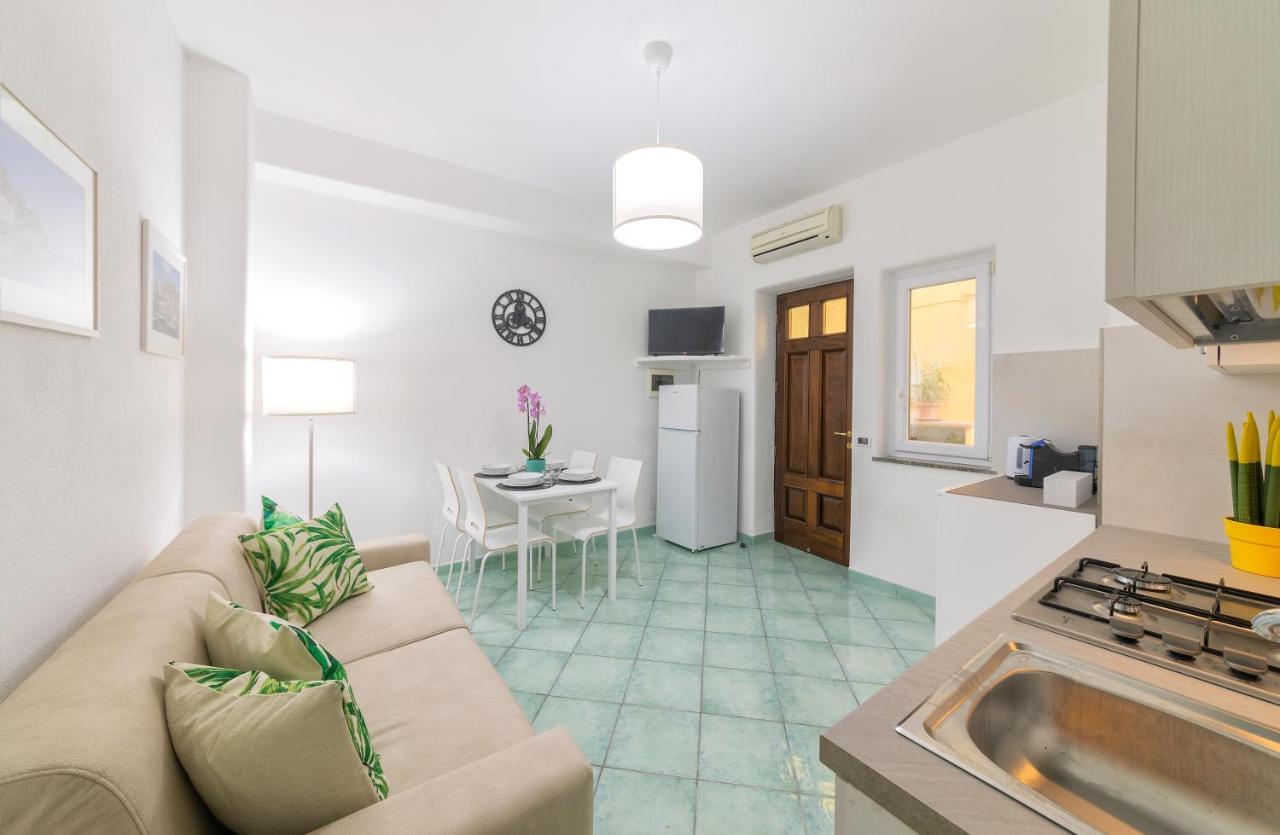 Lily'S Home Lacco Ameno  Exterior photo